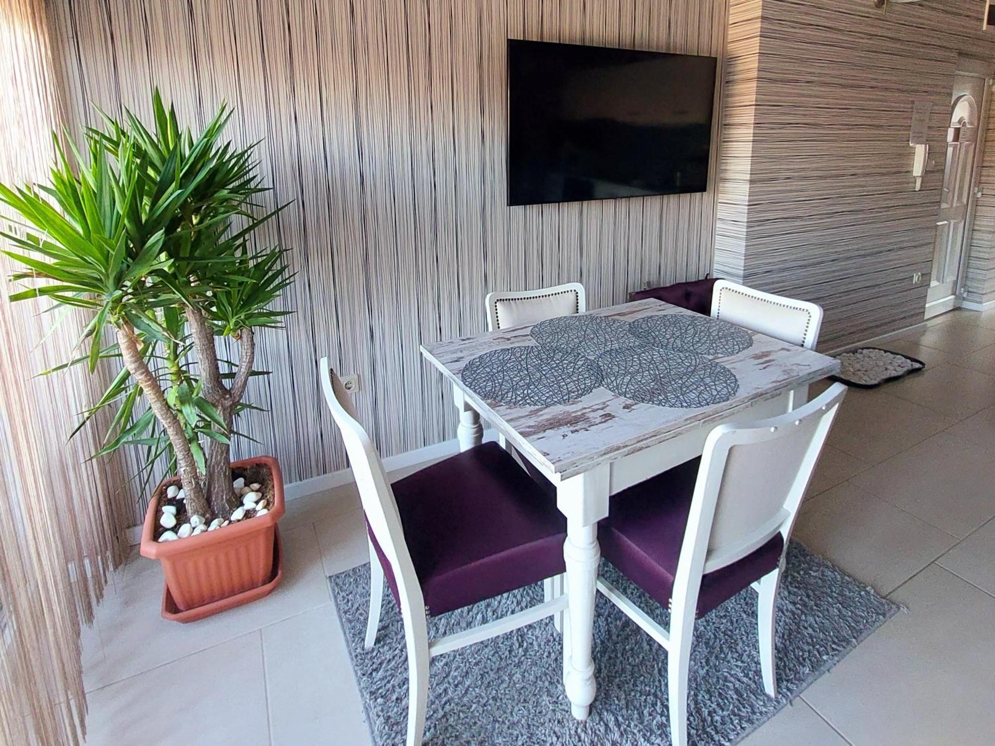 Hétvezér Penthouse Apartments Szeged Kültér fotó